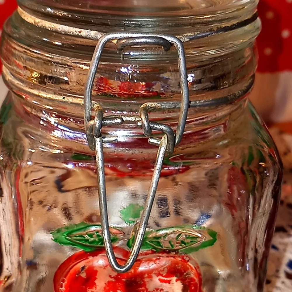 VINTAGE RETRO GLASS 4 SIDED HAND PAINTED DISTRESSED SQUARE APPLE SUGAR JAR